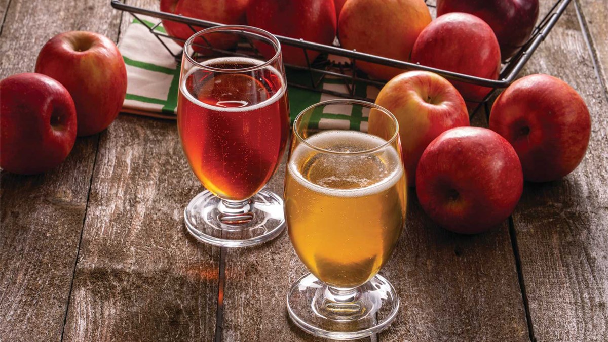 Rượu Cidre được làm từ táo lên men